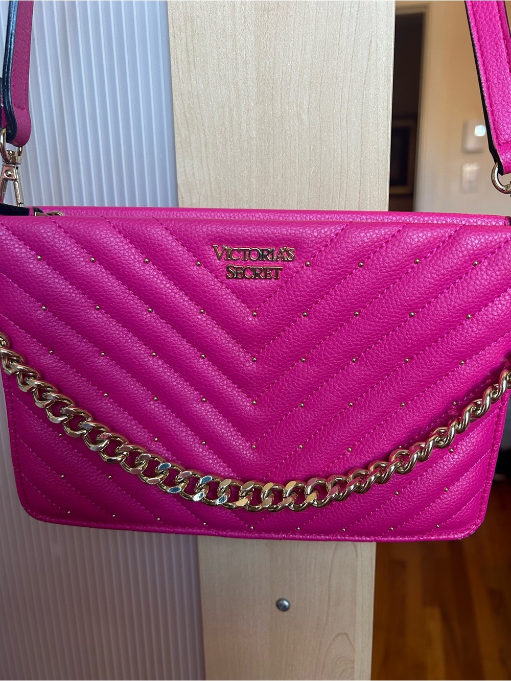 Victoria's Secret Bright Pink Quilted Crossbody with Gold Chain